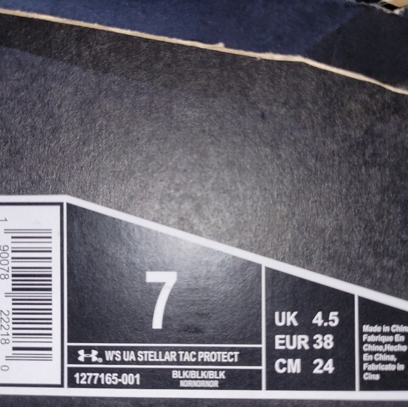 Under Armour Stellar Tac Protect, New in Box, size 7 - Picture 9 of 13